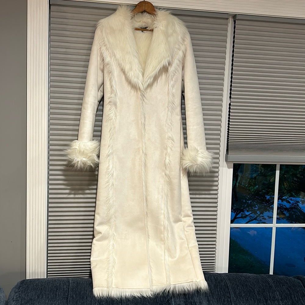 Bebe women’s winter long coat - size XS